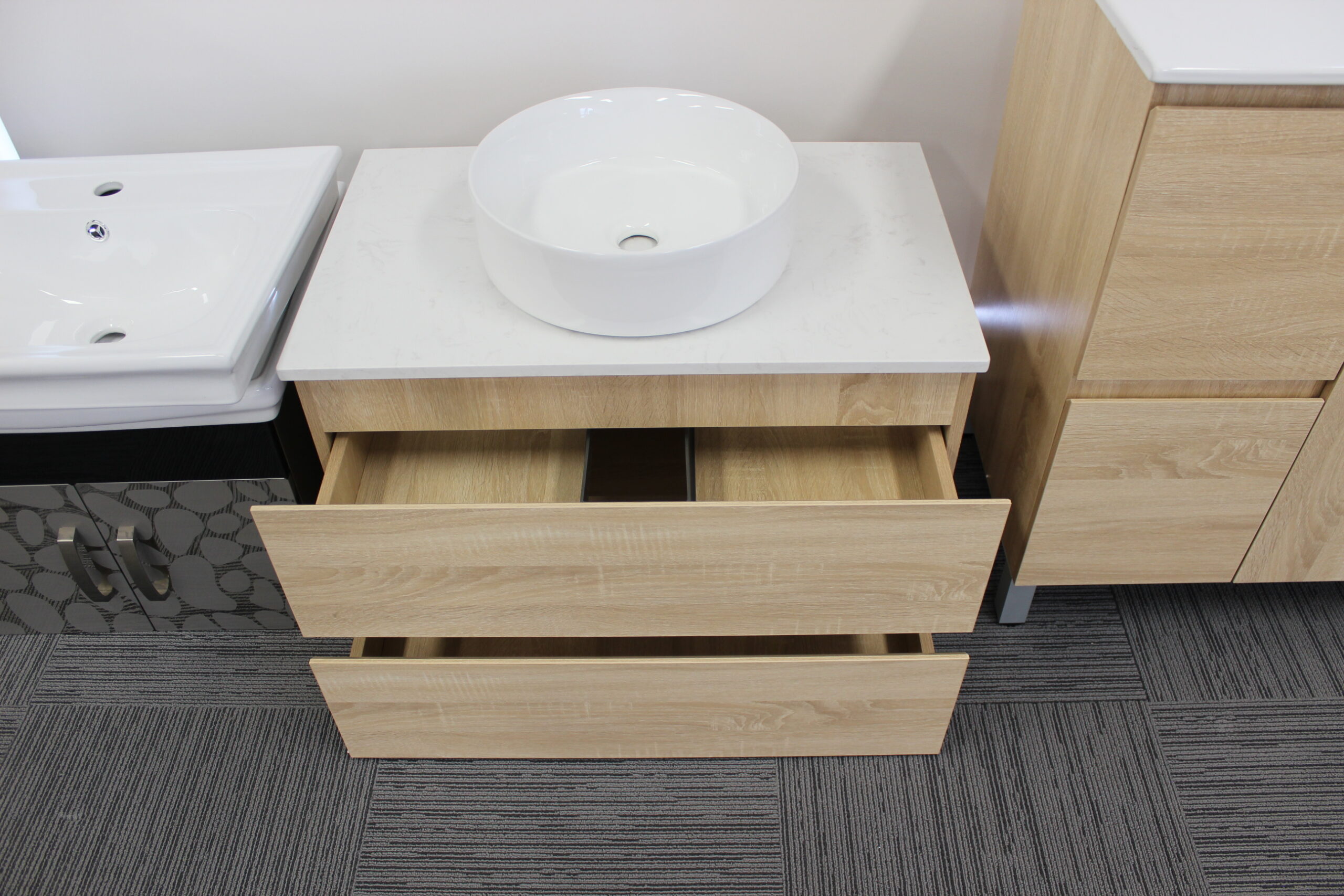 Guide to Choose the Perfect Bathroom Vanity Basin for Small Spaces